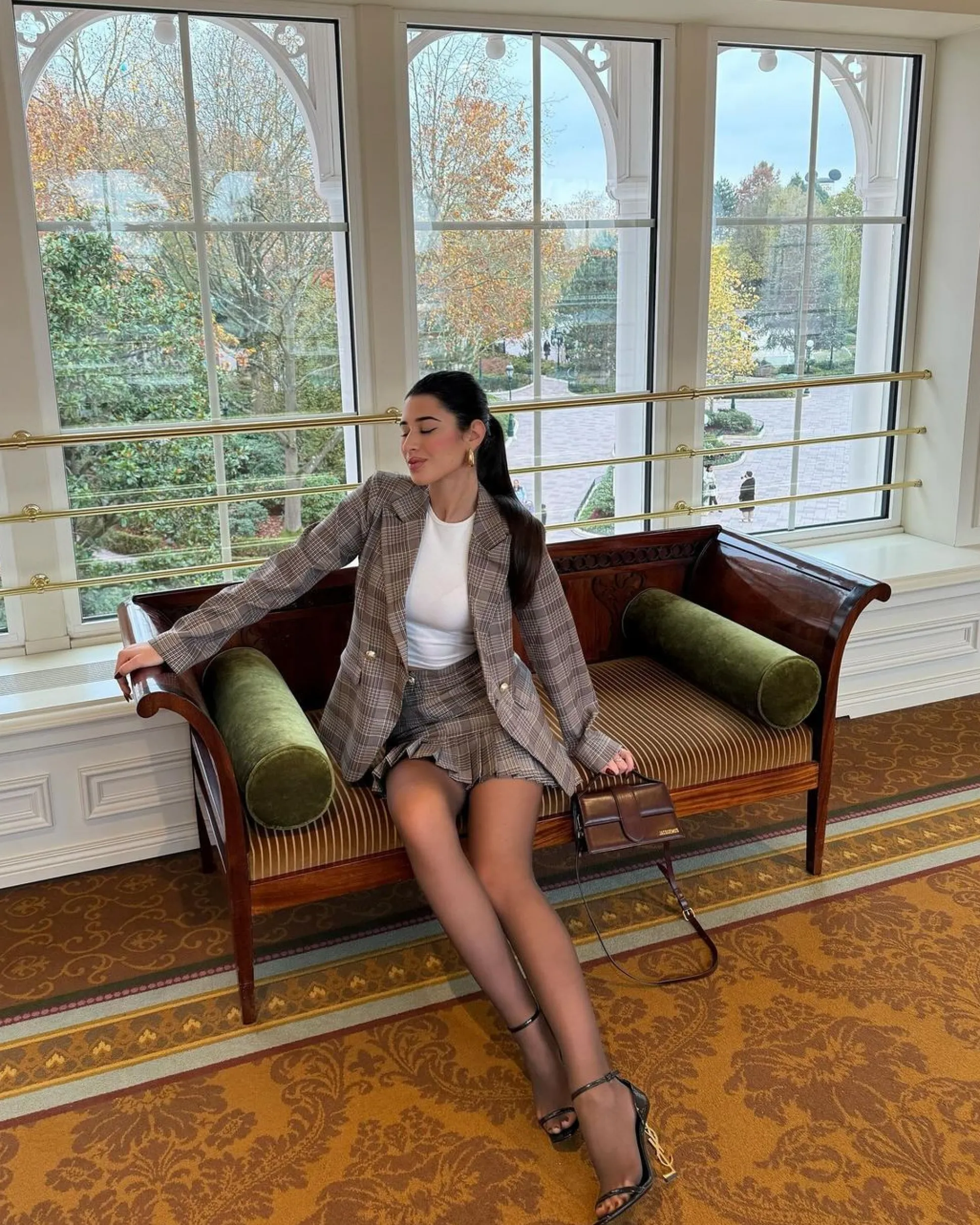 Aansluitende geruite blazer