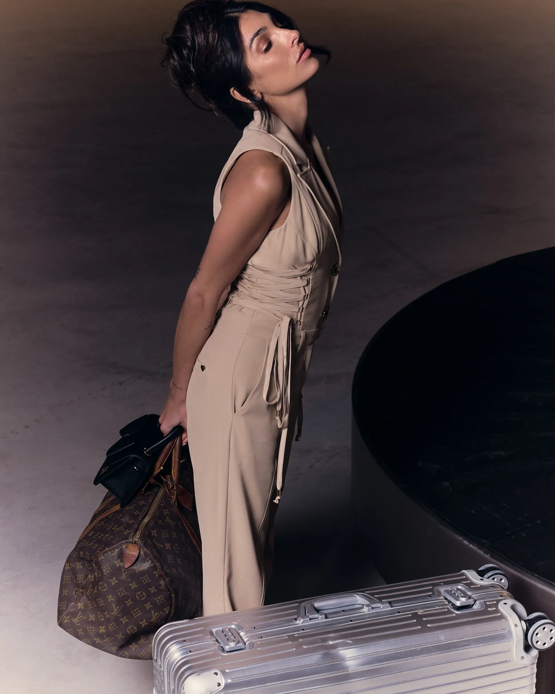 Aansluitende jumpsuit met veter details