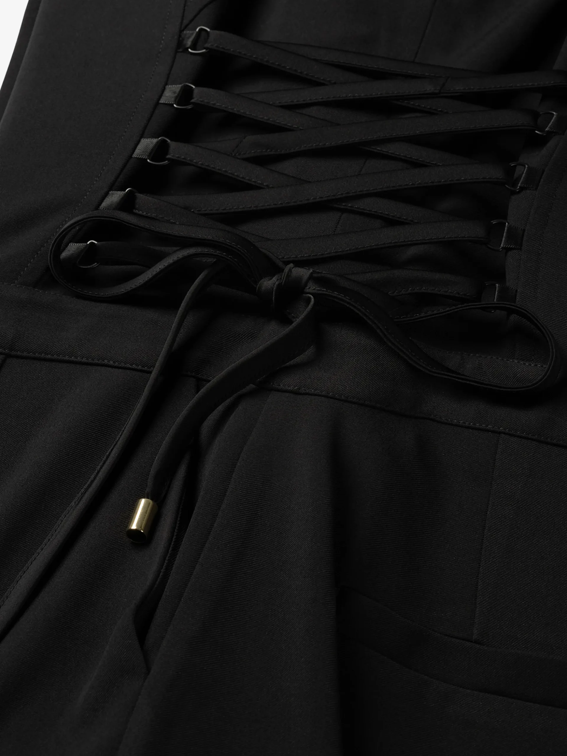 Aansluitende jumpsuit met veter details