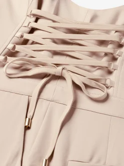 Aansluitende jumpsuit met veter details
