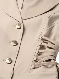 Aansluitende jumpsuit met veter details