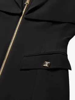 Aansluitende jurk met tweelaags detail en centrale rits