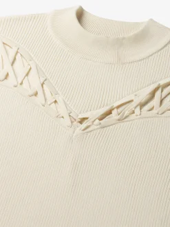 Aansluitende top met veter detail