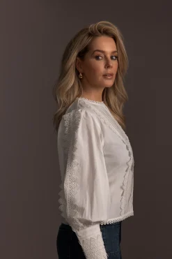 Blouse met broderie en ballonmouwen