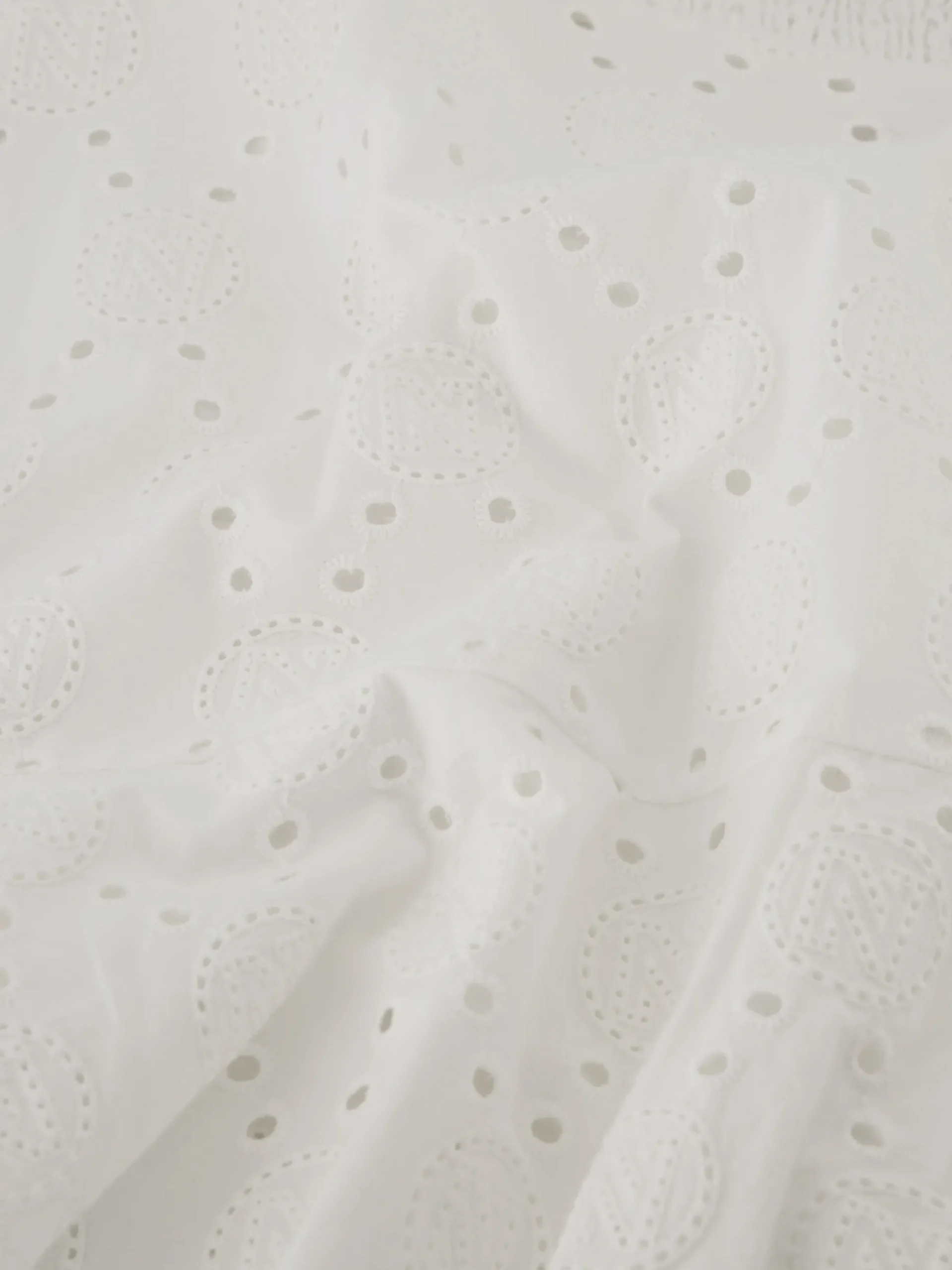 Broderie anglaise wikkelrok