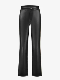 Broek van imitatieleer met bies aan zijkant