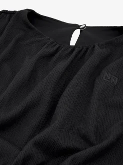 Gedrapeerde jurk met kapmouwtjes en elastische tailleband