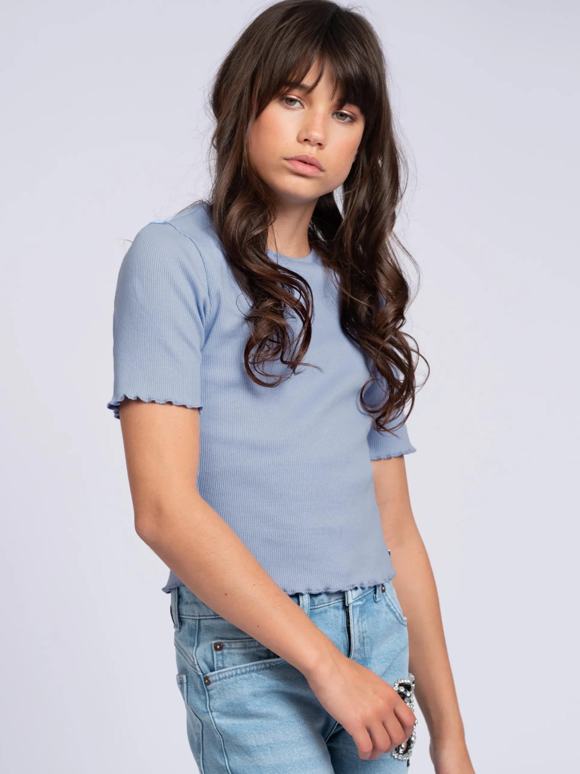 Geribbelde crop top met ruches
