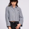 Gestreepte korte blouse met omslagmouwen