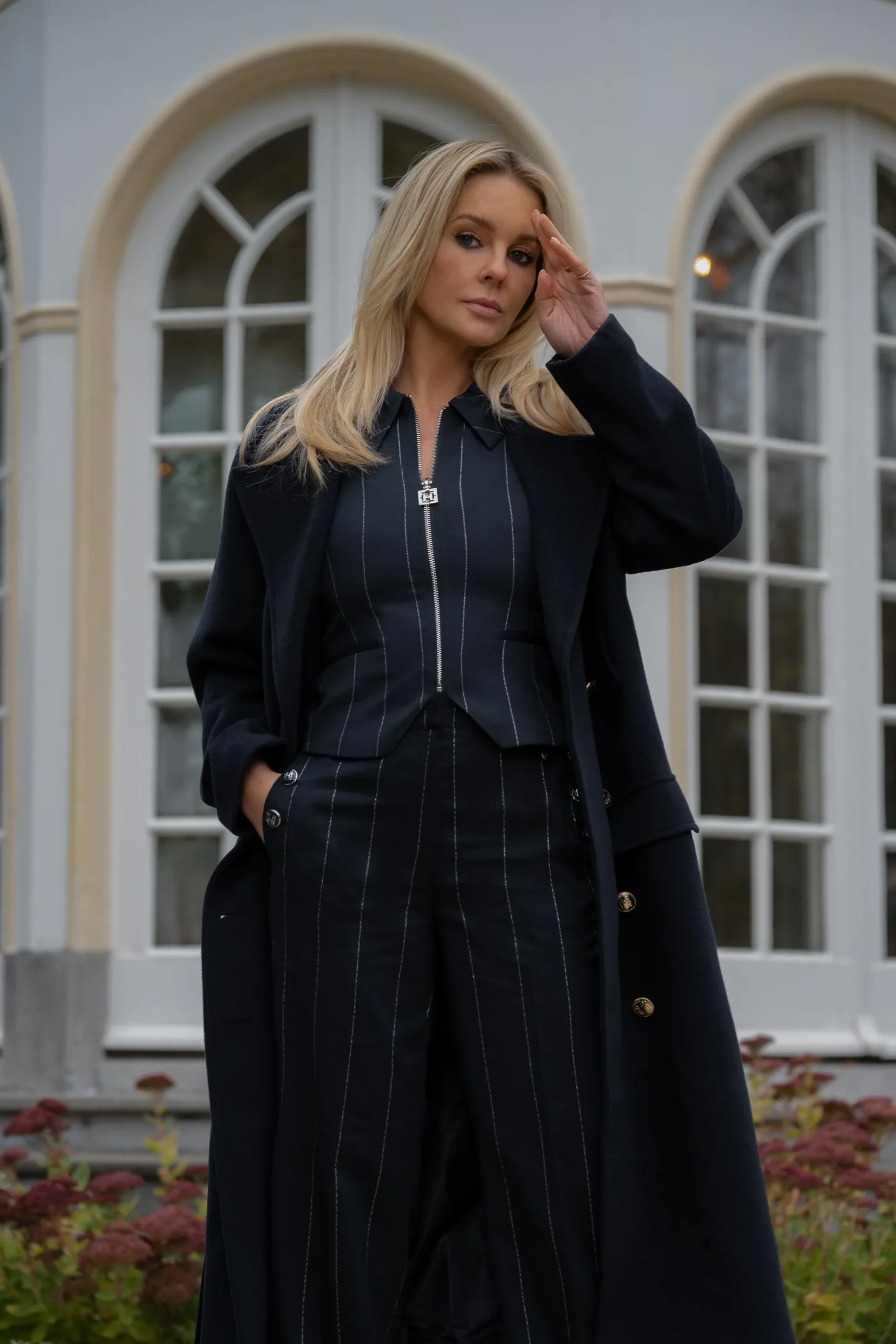 Gestreepte pantalon met decoratieve FH knopen