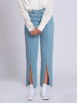 Jeans met split en strass steentjes
