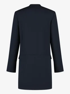 Jurk met asymmetrische knoopsluiting en uitlopende mouwen