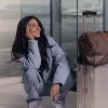 Korte puffer jas met een denim-look