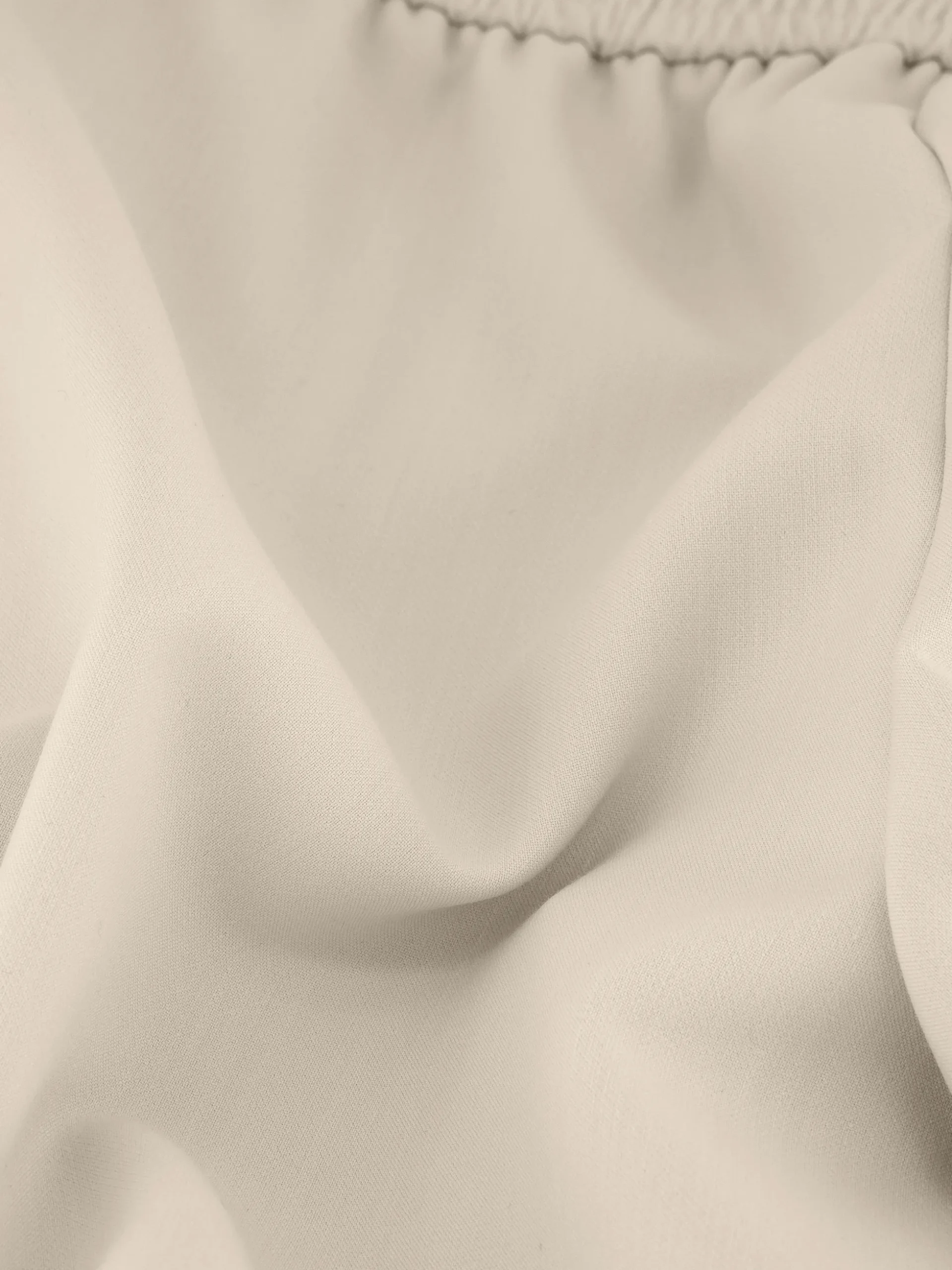 Losvallend short met elastische tailleband en logo