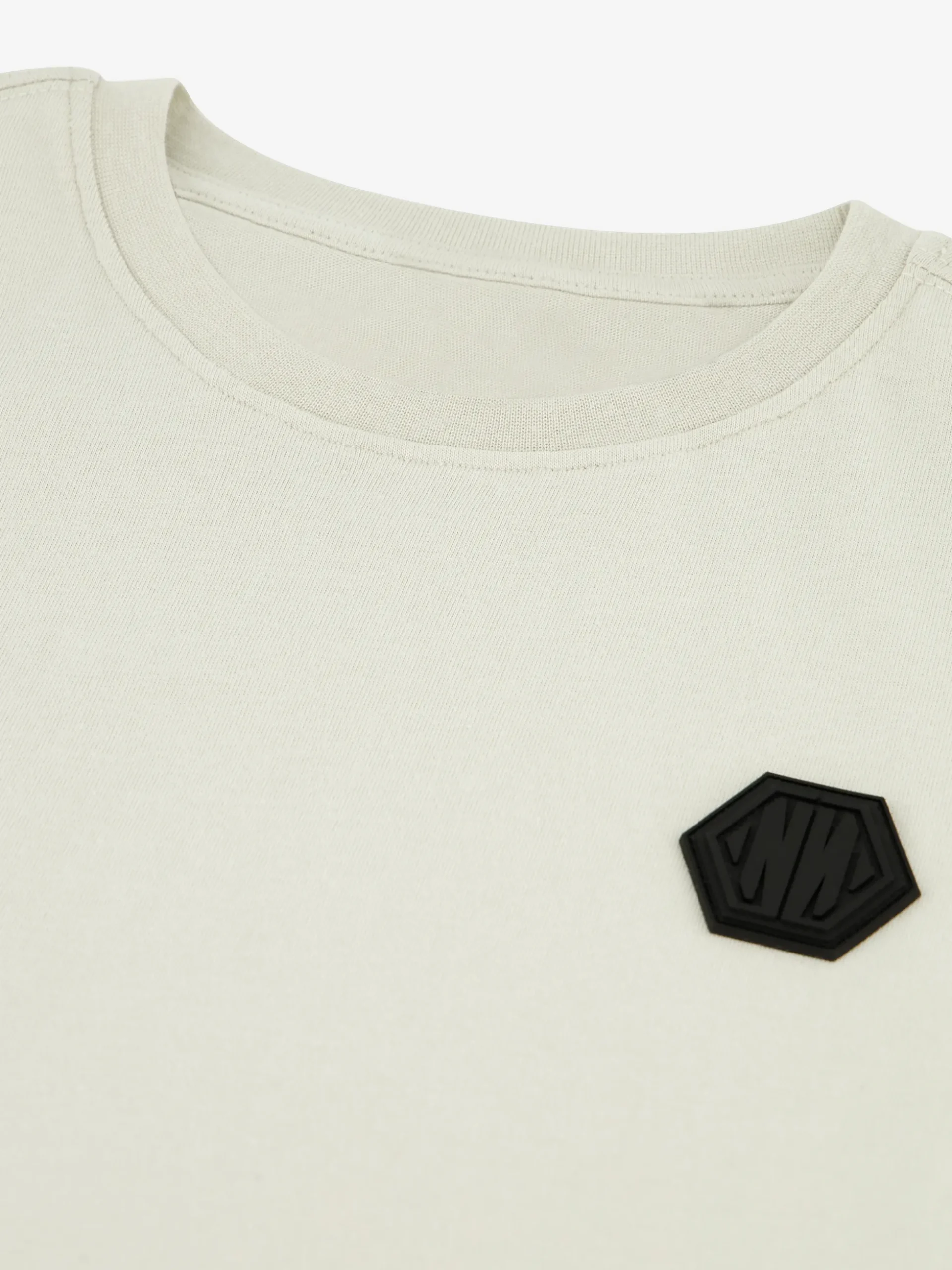 Losvallend T-shirt met N&N logo patch