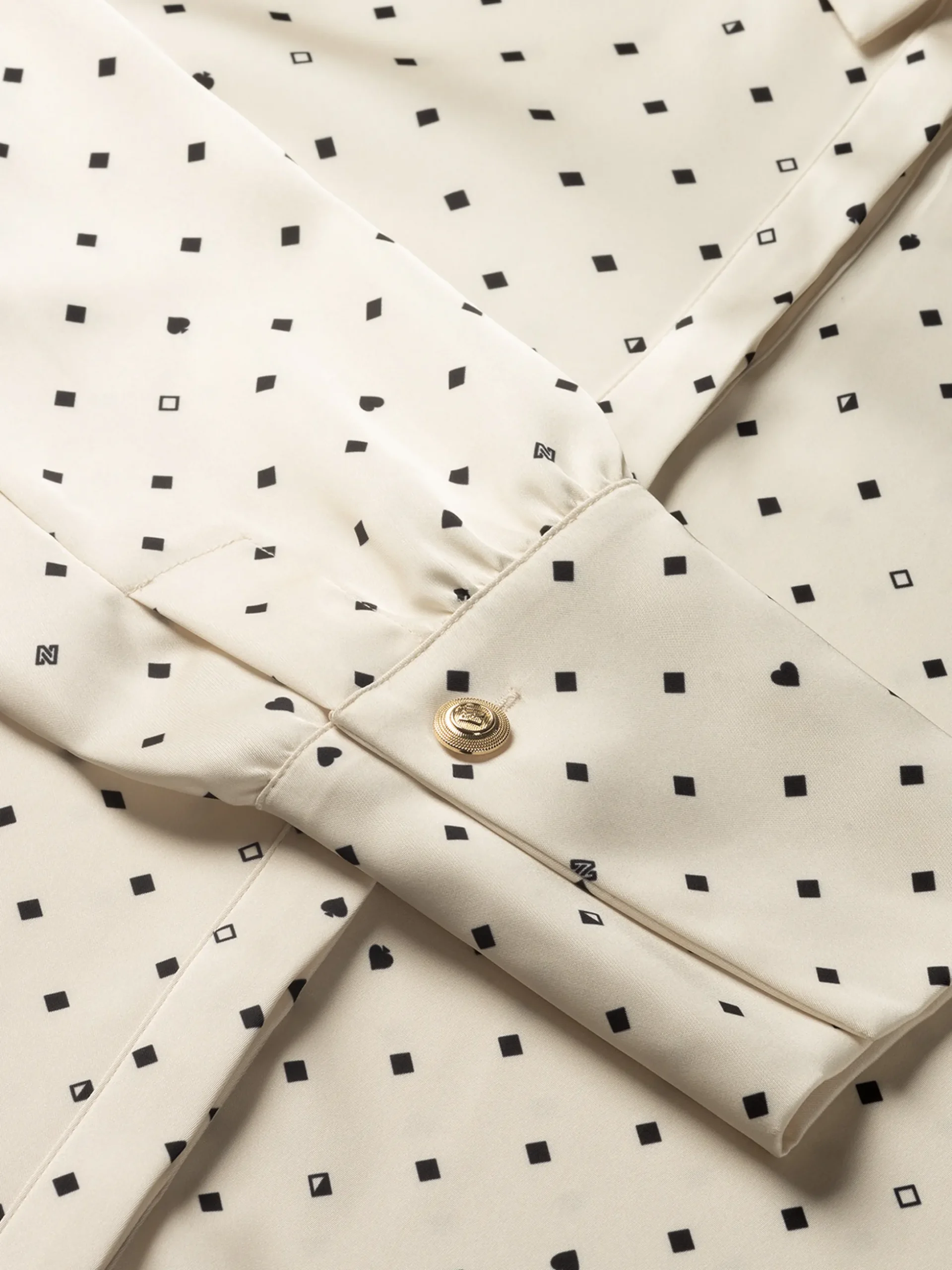 Losvallende blouse met all-over print