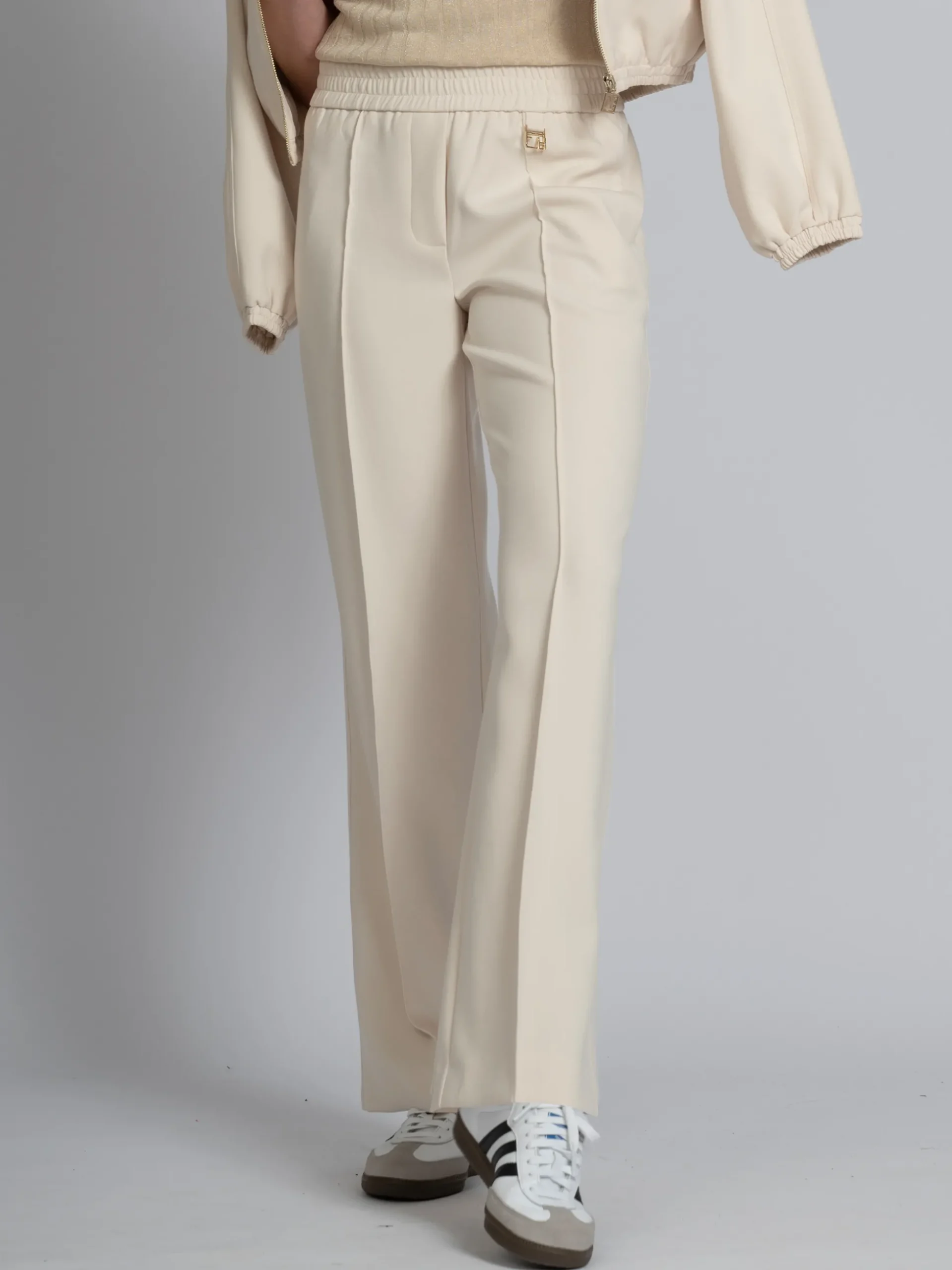 Losvallende broek met elastische taille en FH logo