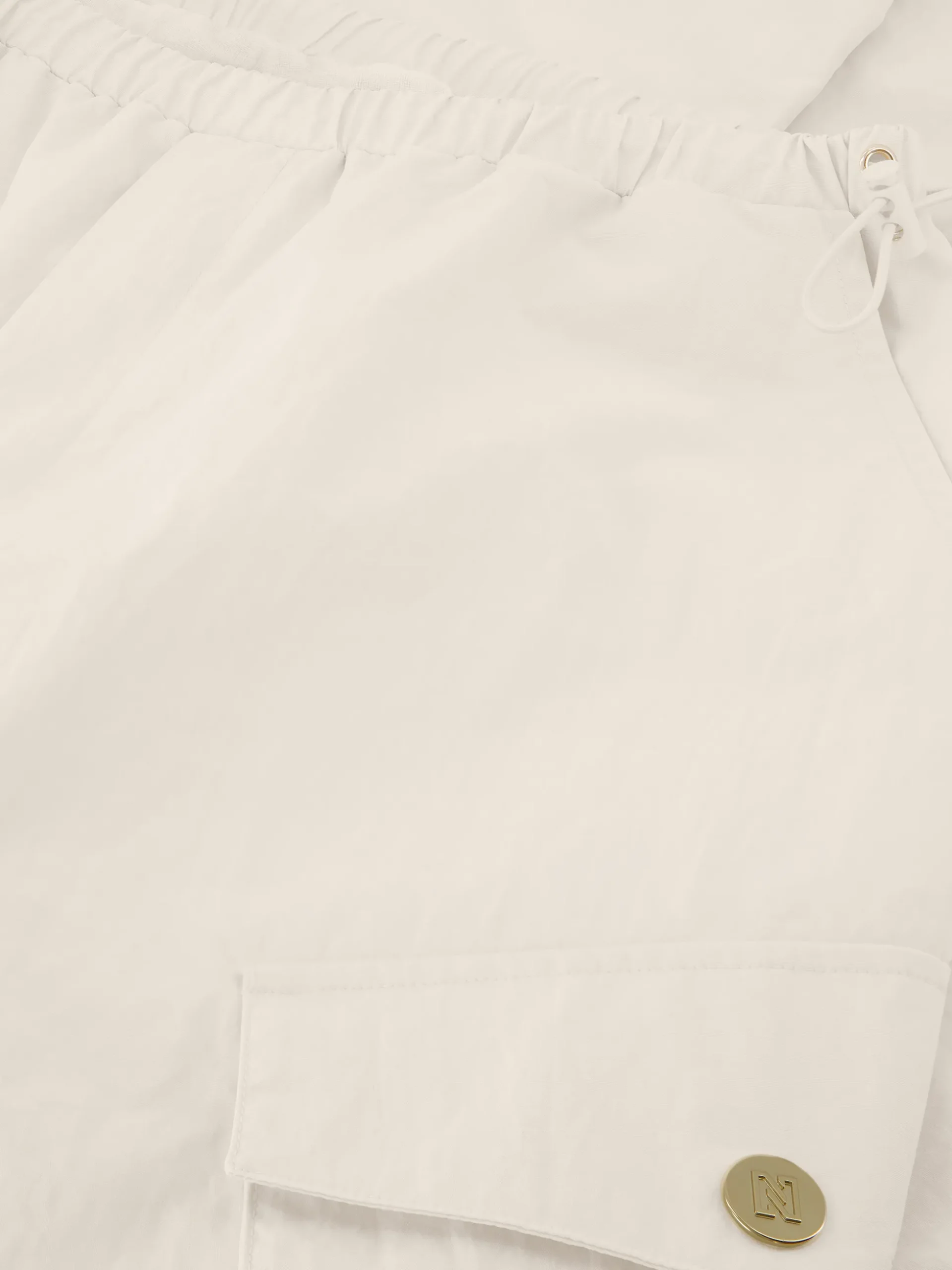 Losvallende parachute broek met trekkoorden