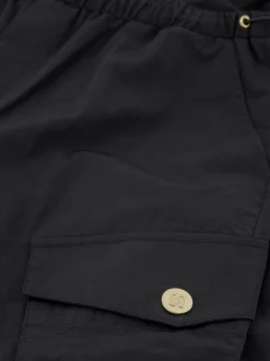Losvallende parachute broek met trekkoorden