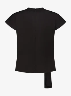 Losvallende top met gedraaid knoop detail en ketting accent