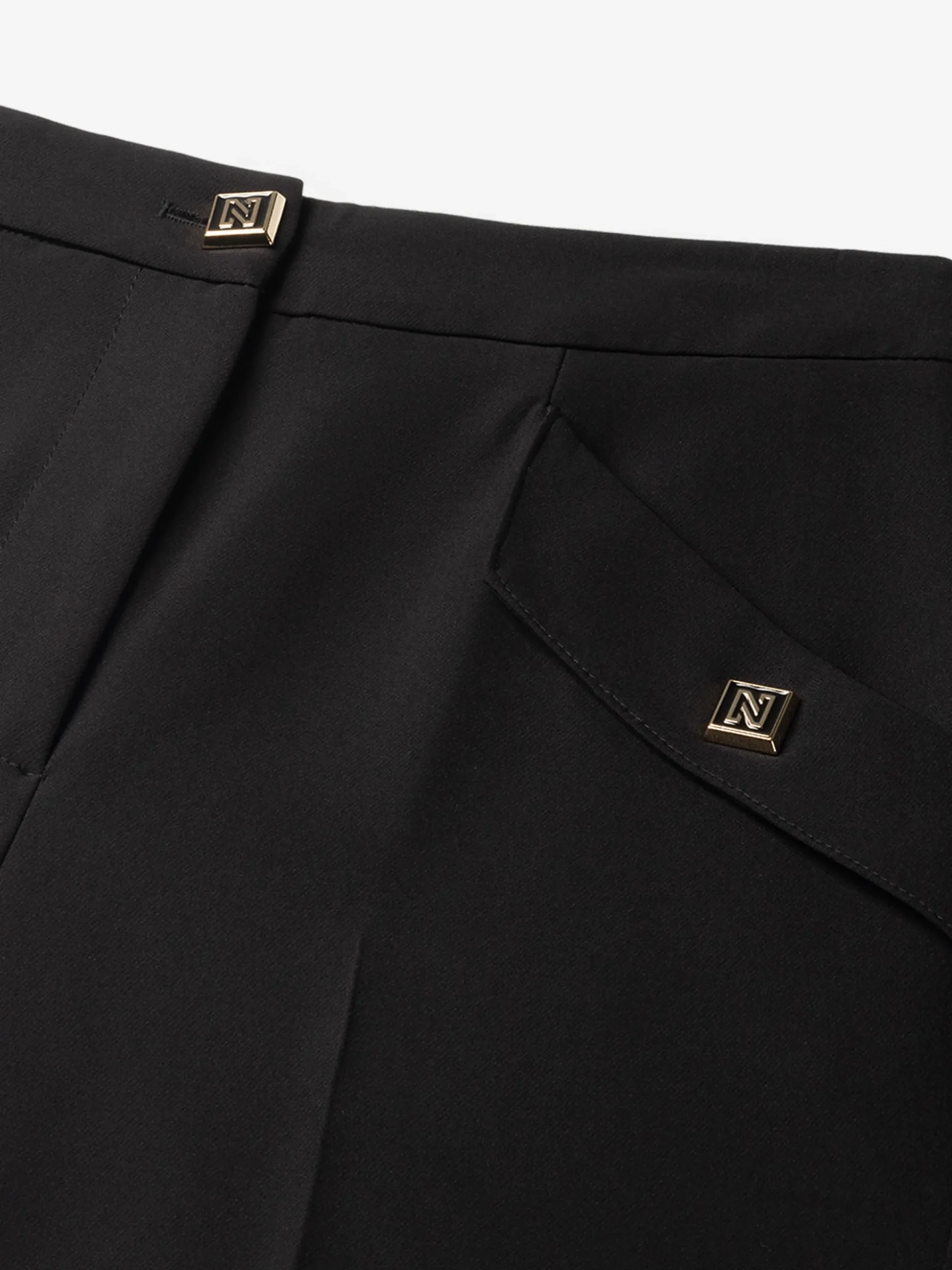 Pantalon met rechte pijpen en NIKKIE details