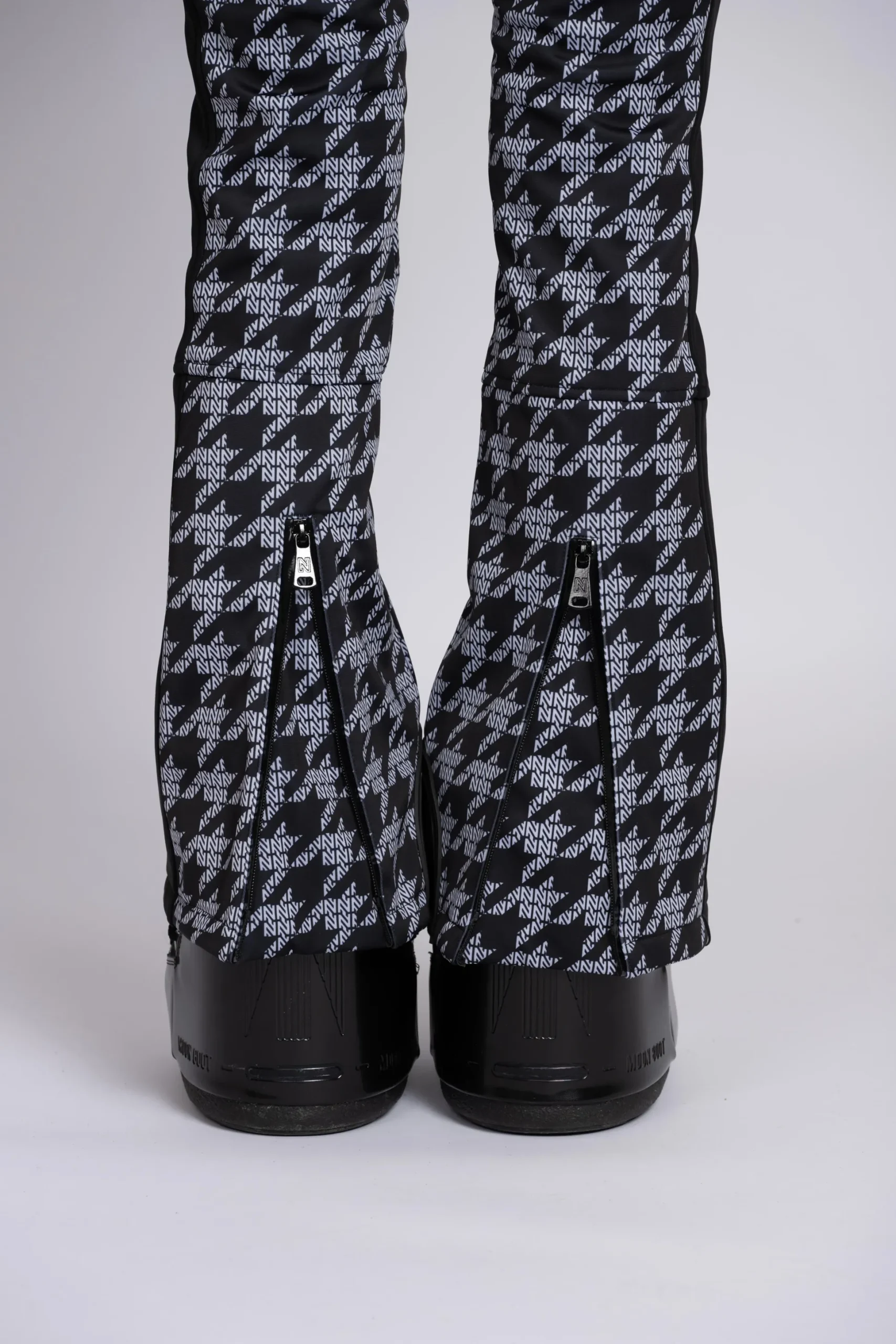 Ski jumpsuit met logo patroon en elastische riem
