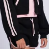 Sweatshort met elastische tailleband en roze accenten