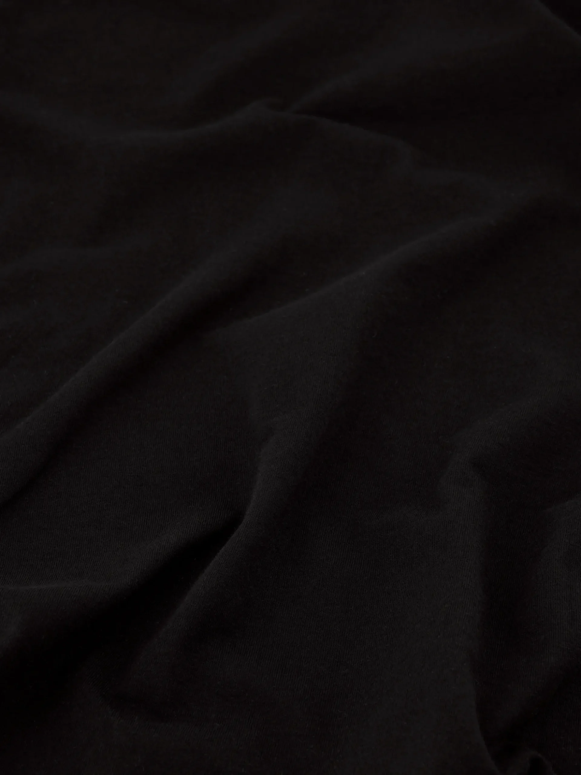 T-shirt met ketting detail bij hals